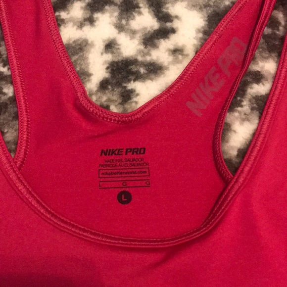 Nike Pro racerback tank top - Picture 2 of 2